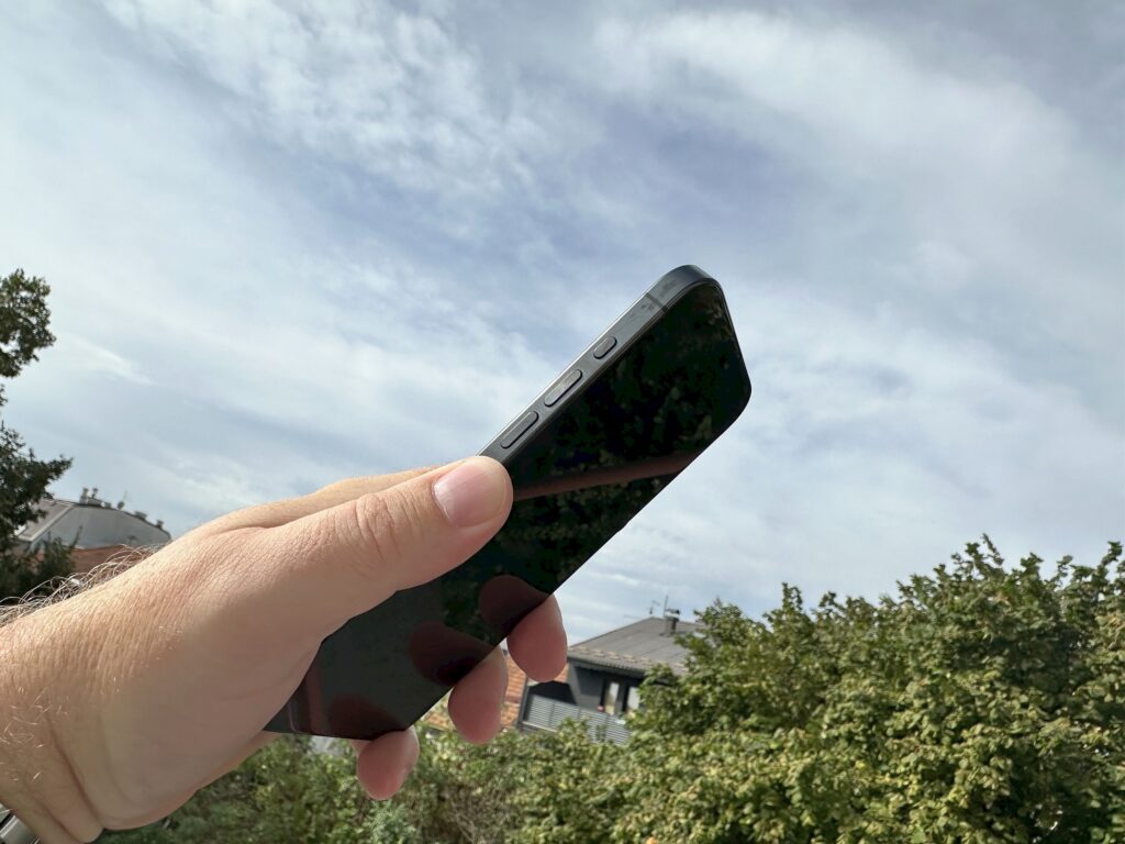 iphone 15 pro max 6