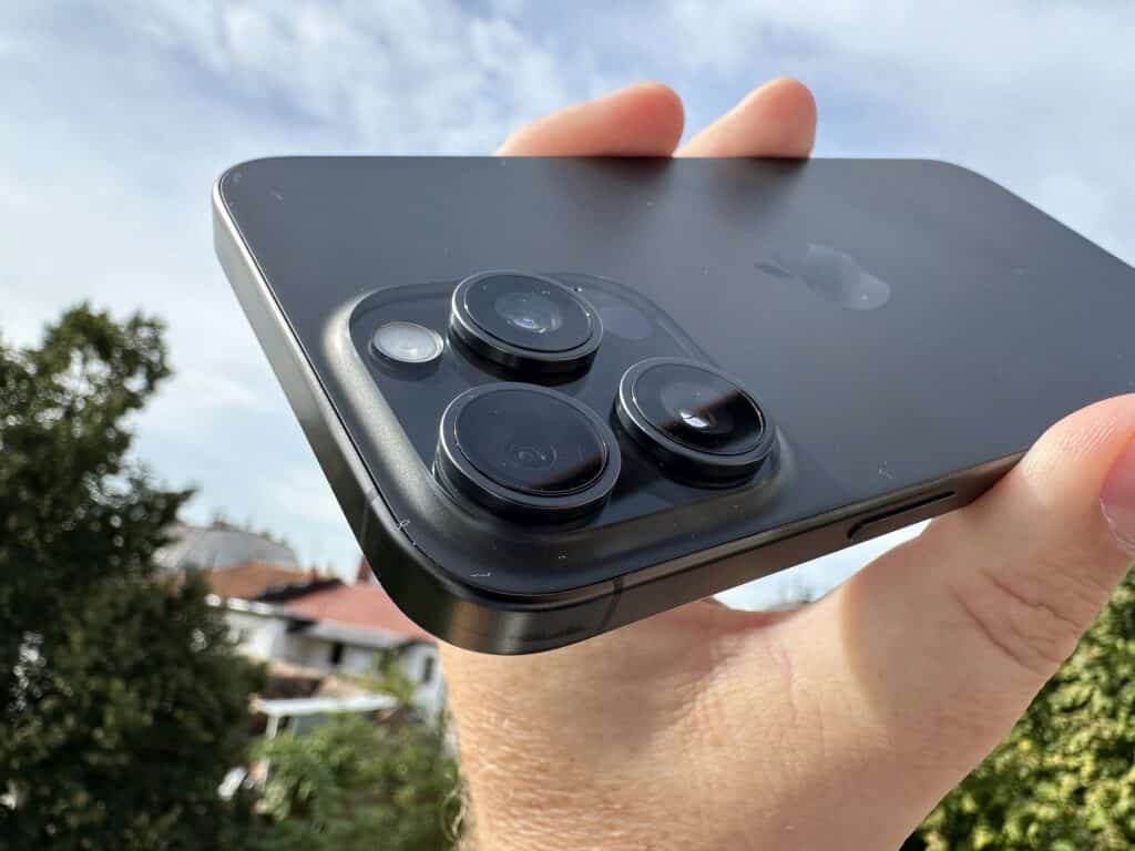 iphone 15 pro max 4