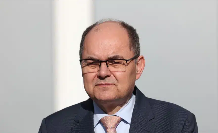 Christian Schmidt se sastao sa Borjanom Krišto: Bh. vlasti moraju