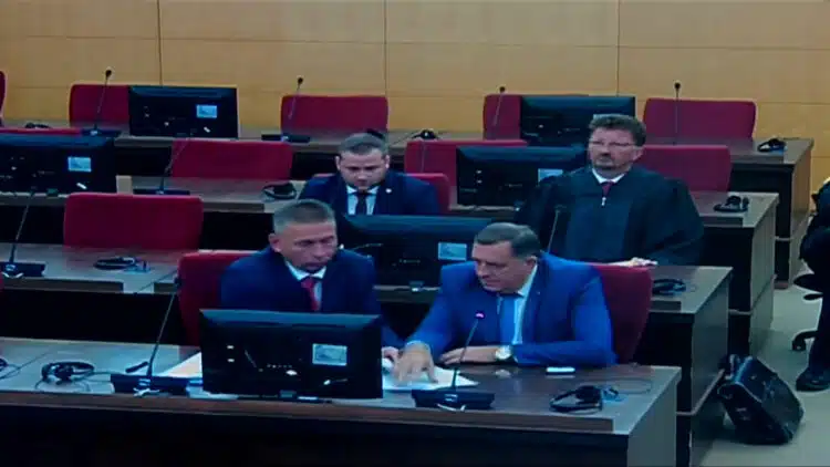 VIDEO Pogledajte neprimjereno ponašanje Milorada Dodika u Sudu BiH
