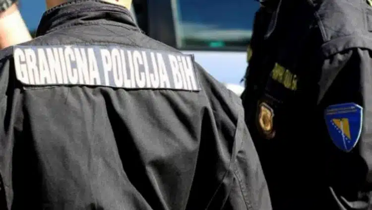 Granična policija BiH spriječila krijumčarenje 74 strana državljana. Među migrantima