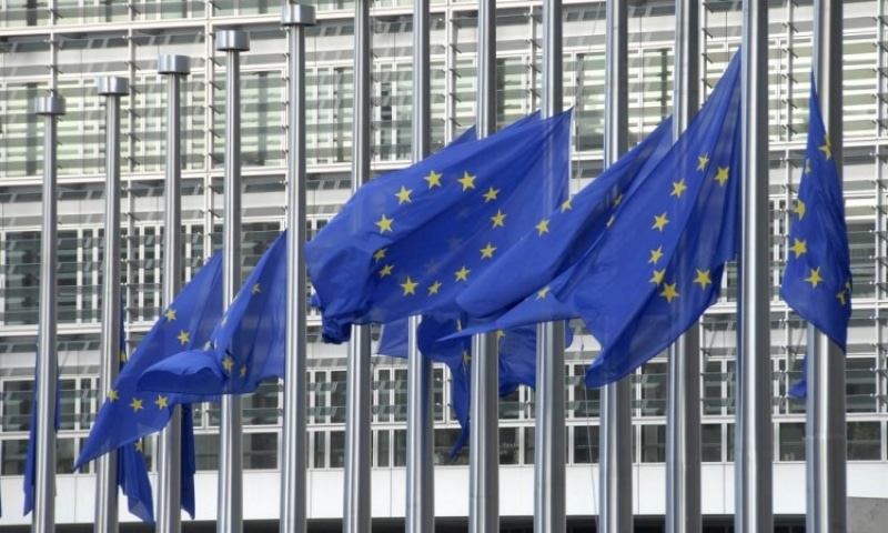 izvještaj evropske komisije: srbiju i crnu goru čeka još mnogo posla na evropskom putu
