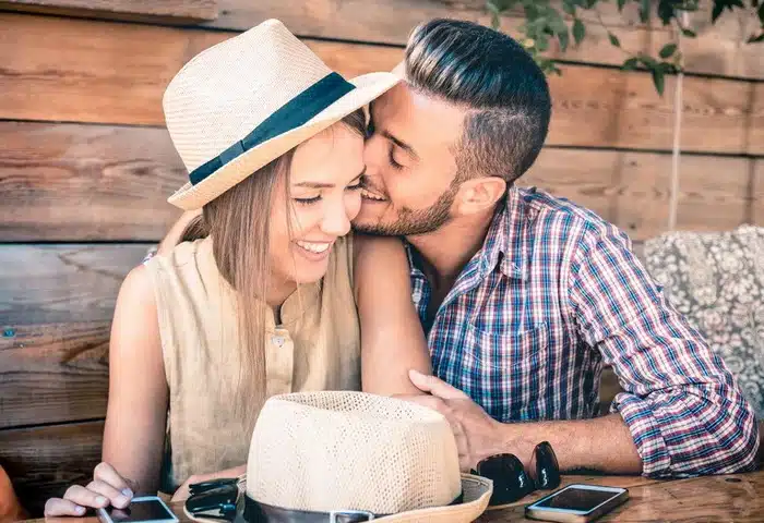 Kako vas partner grli, takvu vezu i imate: Devet vrsta