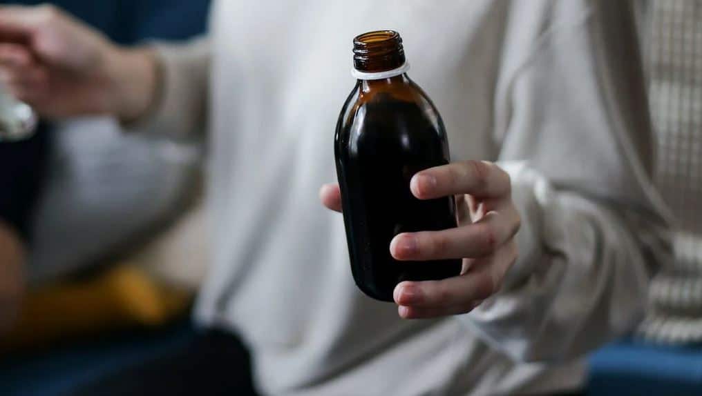 OVAJ SIRUP POMAŽE U ČIŠĆENJU PLUĆA KOD PUŠAČA: RECEPT JE