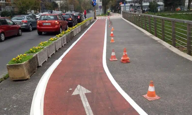 Radovi na biciklističkoj stazi u ulici Azize Šaćirbegović