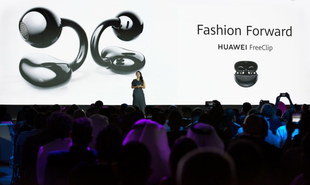 fara fashion forward