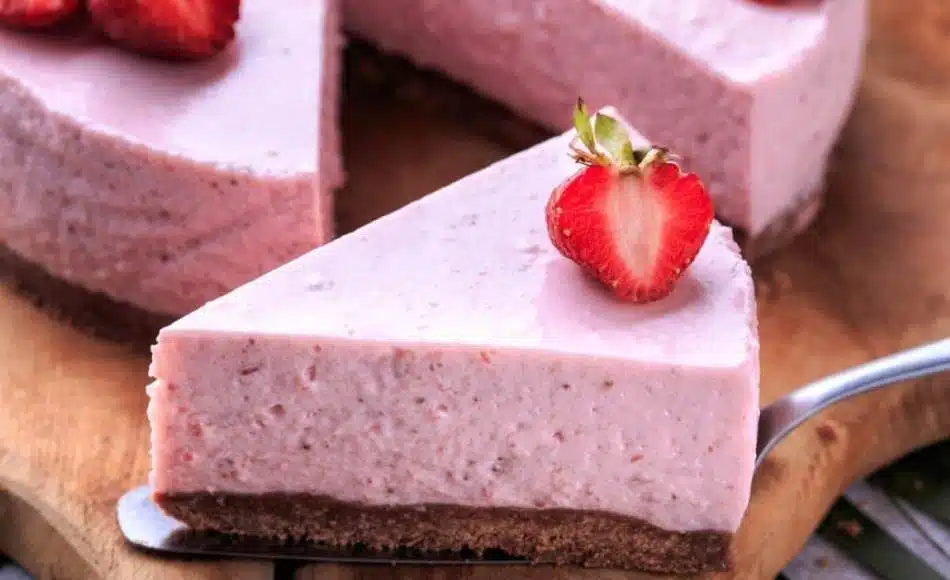 POSNA VOĆNA TORTA SA KEKSOM Osvježavajuća i lagana poslastica