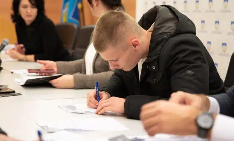 U Novom Gradu ugovori za stipendiranje uspješnih sportista, učenika i
