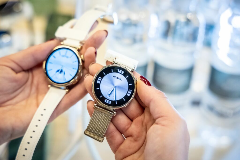 sd huawei watch gt4 6