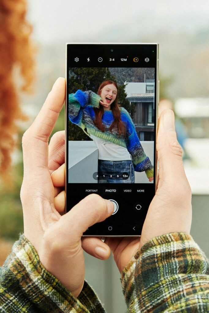 lifestyle image ai zoom li