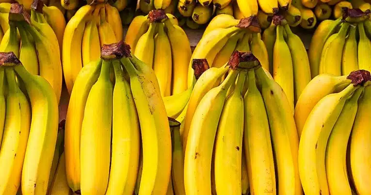 Evo što se sve događa u tijelu ako jedete banane