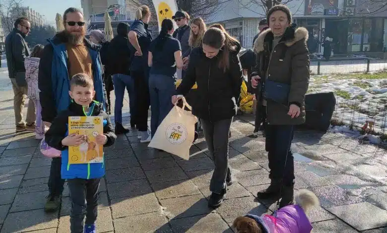 Inicijativa za pomociju odgovornog ponašanja vlasnika pasa, podijeljene vrećice za