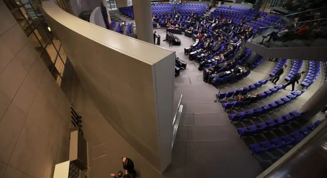 U očajničkoj potrazi za radnicima: Njemački parlament podržao UBLAŽAVANJE PRAVILA