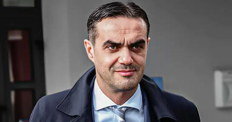 Žena HDZ-ovca privedenog zbog obiteljskog nasilja: Sav novac trošio je