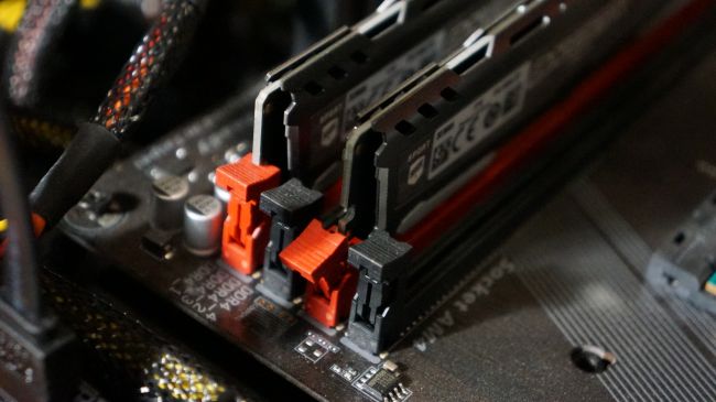 kako instalirati ram memoriju