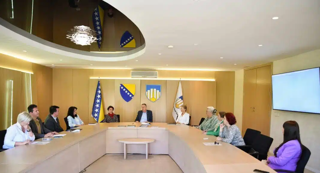 Sa-sedam-novogoradskih-osnovnih-skola-potpisani-sporazumi-za-projekte-prevencije.jpg