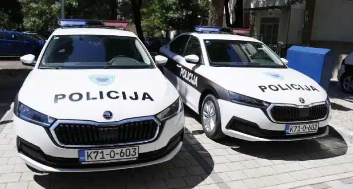 ZBOG NAPADA NA MLADIĆE IZ STOCA UHAPŠENO PET OSOBA IZ