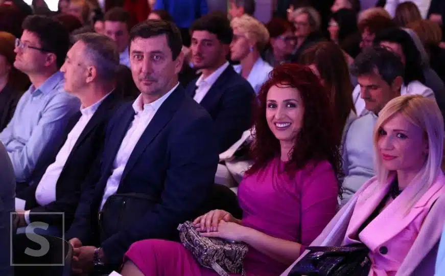Značajan jubilej: U sarajevskoj Vijećnici obilježeno 50 godina JU OŠ