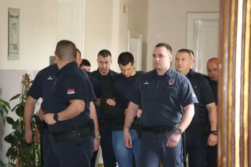 Haos na sudu za masakr kod Mladenovca: Roditelji žrtava napali