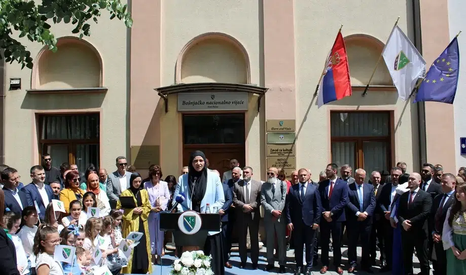U NOVOM PAZARU OBILJEŽEN DAN BOŠNJAČKE NACIONALNE ZASTAVE