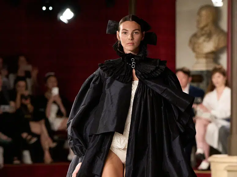 Sedmica visoke mode u Parizu: Chanel se inspirisao operom, Armani