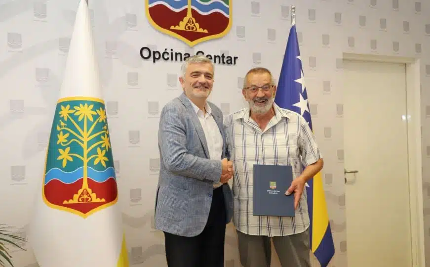 Velika donacija Crvenom krstu: Općina Centar obezbijedila 20.000 KM