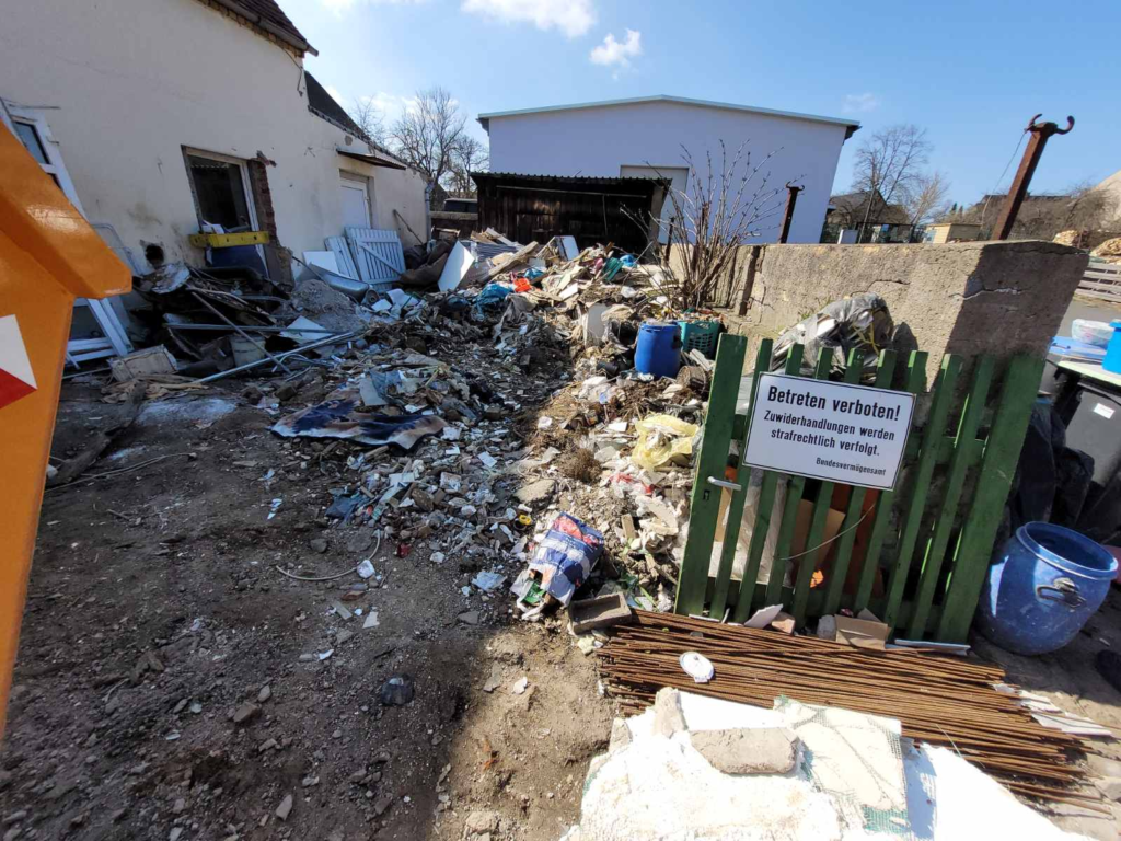 foto-video: Bosanac kupio kuću u Njemačkoj za 3.500 eura i otkrio blago! - flash.ba