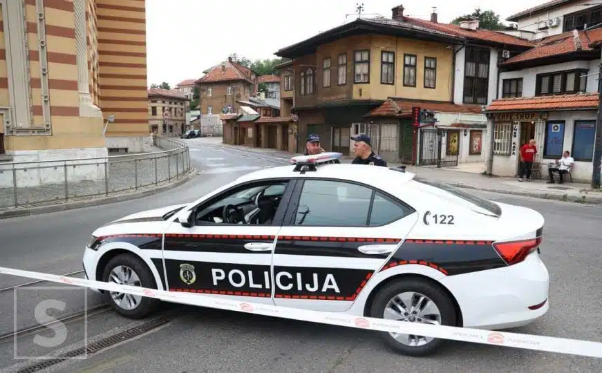 Policija patrolira ulicama Sarajeva: Ova ulice u centru grada su