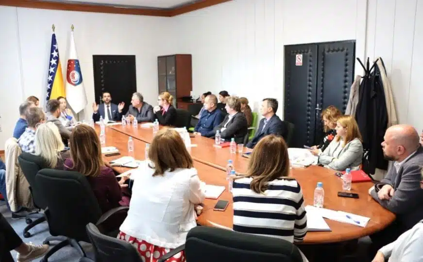 Vlada Kantona Sarajevo započinje intenzivne razgovore sa svim nivoima vlasti
