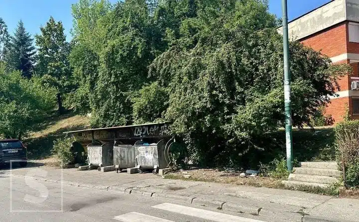 Naselje u Sarajevu ostalo bez kontejnera: Šta su nam rekli