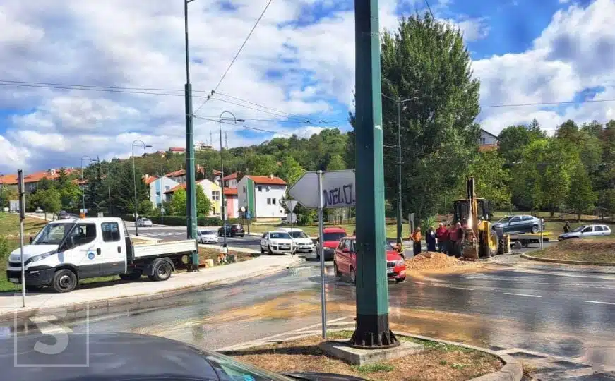 Novi problem u Sarajevu: Radnici ViK-a aktivni na terenu, dali
