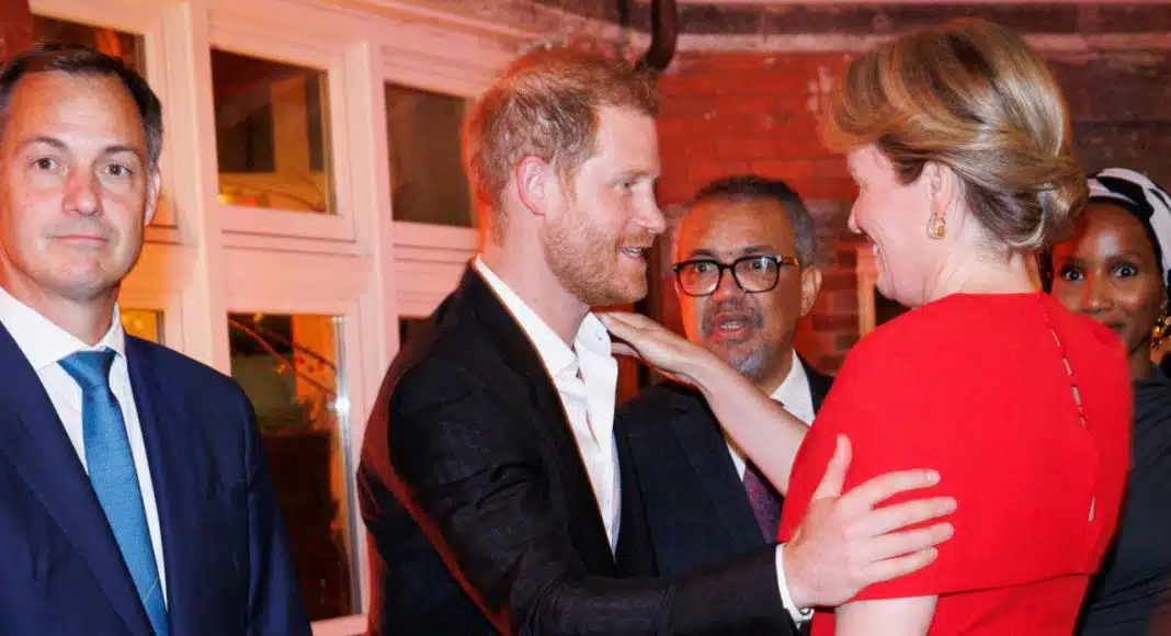 Princ Harry u društvu kraljevstva: Bez Meghan u New Yorku