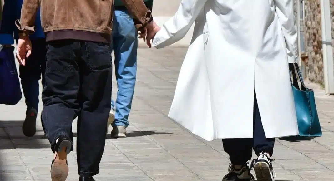 Ako želite da vaše tenisice izgledaju luksuzno, moraju imati samo