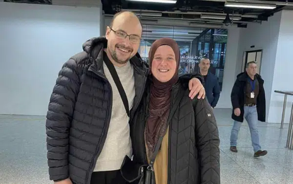 Hafiz Nedim Botić se nakon uspješne operacije u Istanbulu vratio