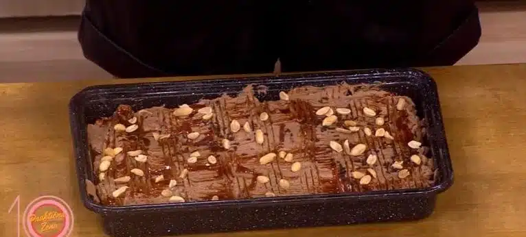 Karamela i čokoladna torta od kikirikija je sve što želite