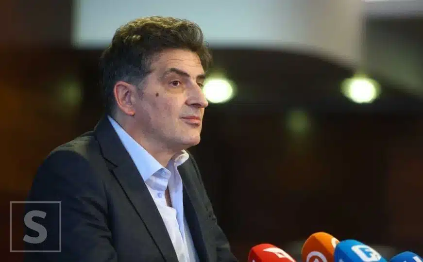 Nesporazumi u Općini Novi Grad: Faruk Kapidžić odlučno