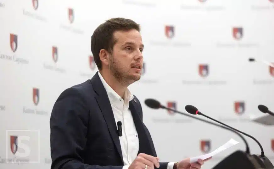 Nihad Uk otklonio sve sumnje o Vladi KS. Govorio i