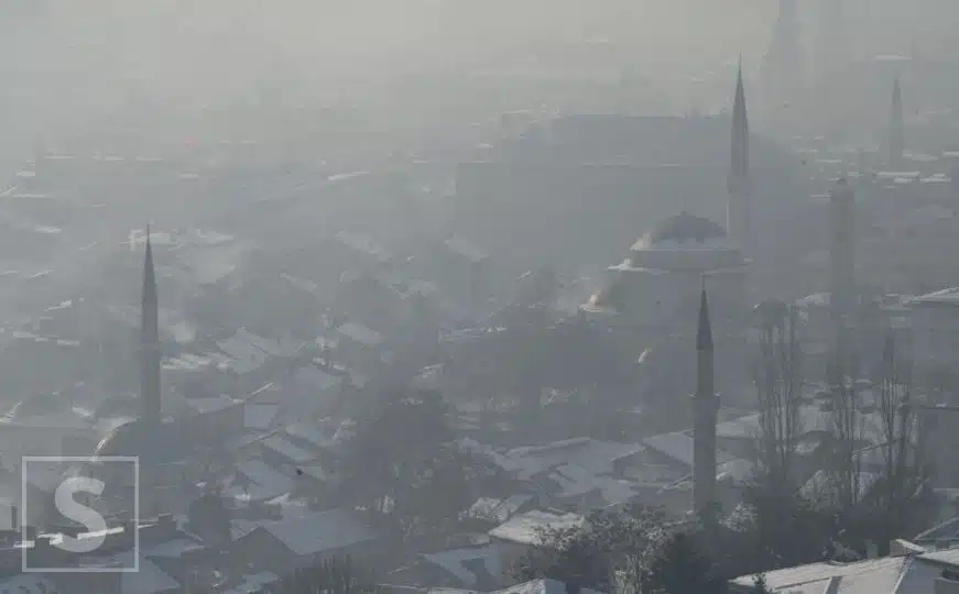 Zbog zagađenja zraka: Vlada Kantona Sarajevo uvela interventne mjere