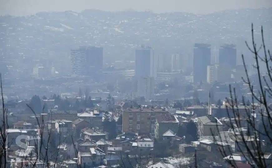 Ništa novo: I danas u Sarajevu zrak označen kao