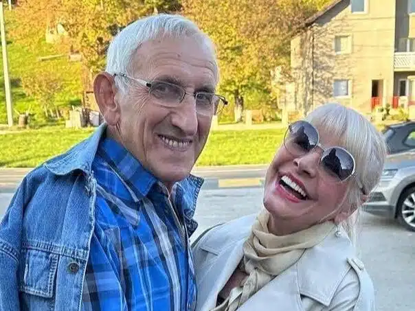 Hanka Paldum oproštena je od brata Mustafe:
