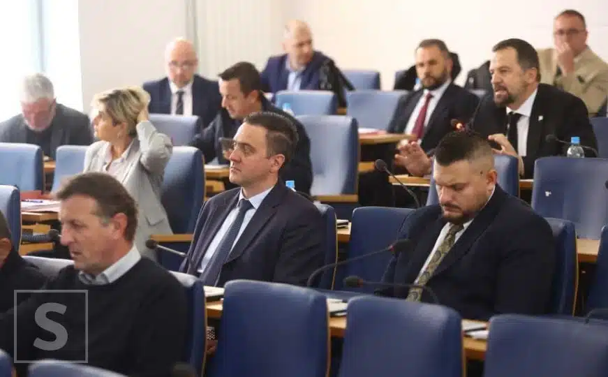 Skupština Kantona Sarajevo usvojila važne izmjene zakona o pravima porodiljama