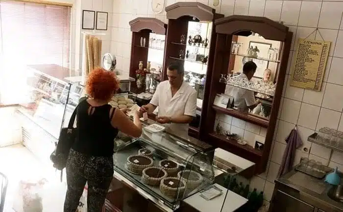Kultno mjesto u srcu Baščaršije: Slastičarna koja čuva tradiciju i