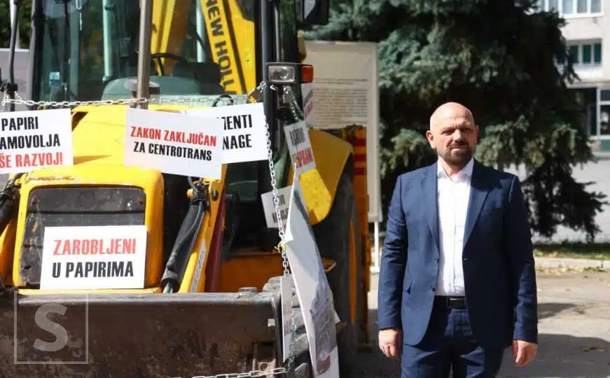 Mulić ne odustaje: Podzemna garaža kod Narodnog pozorišta će se
