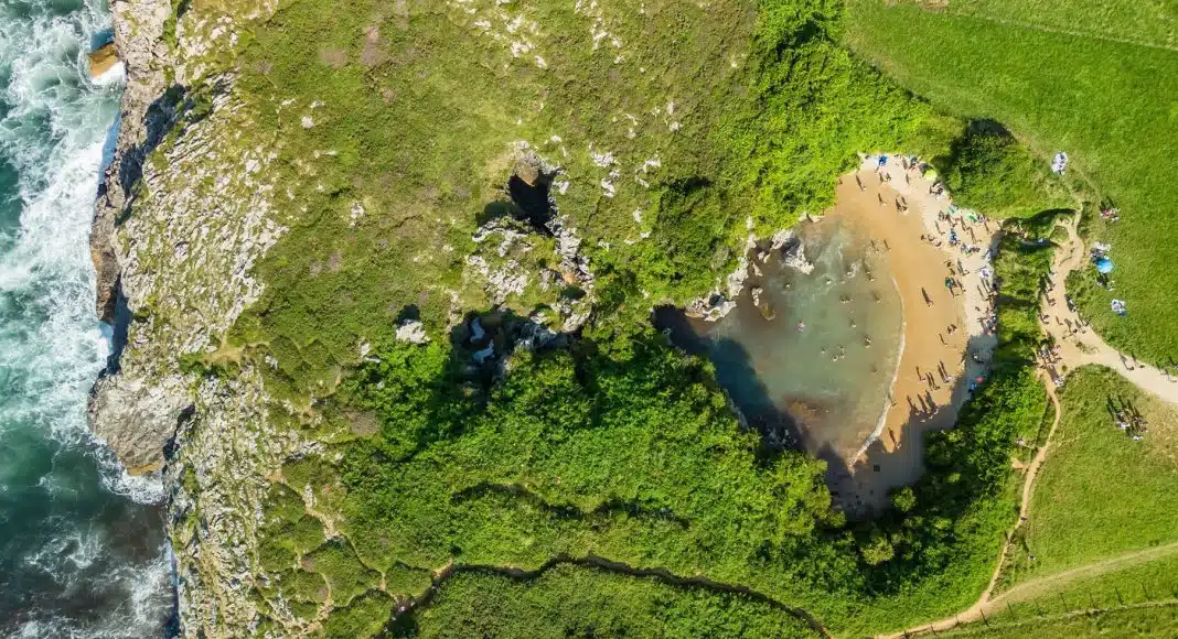 Skrivena plaža smještena na 100 metara od mora nestaje i