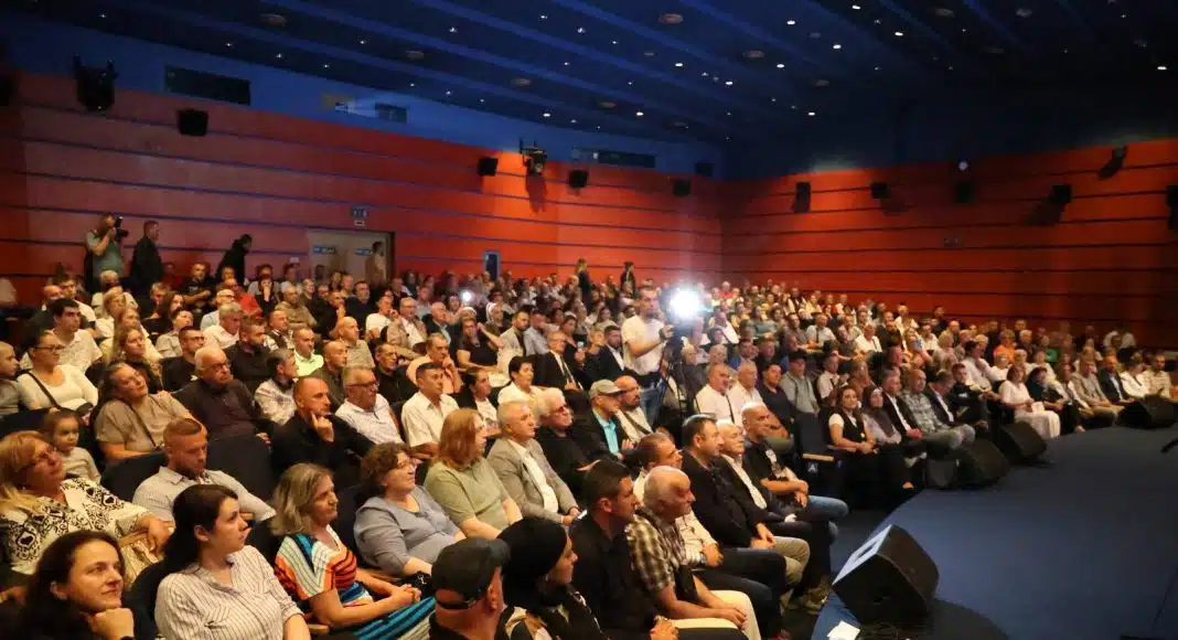 U-multimedijalnoj-sali-Opcine-Novi-Grad-premijerno-prikazan-film-„Ramiz.jpg