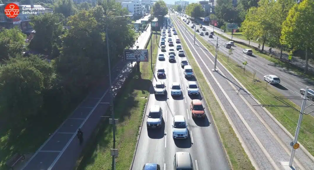 Video/ Pakao na točkovima petkom, dan kada grad stane