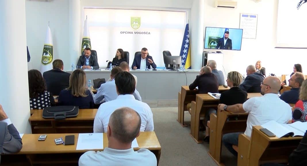 1761735974_SUTRA-11-REDOVNA-SJEDNICA-OPCINSKOG-VIJECA-VOGOSCA.jpg