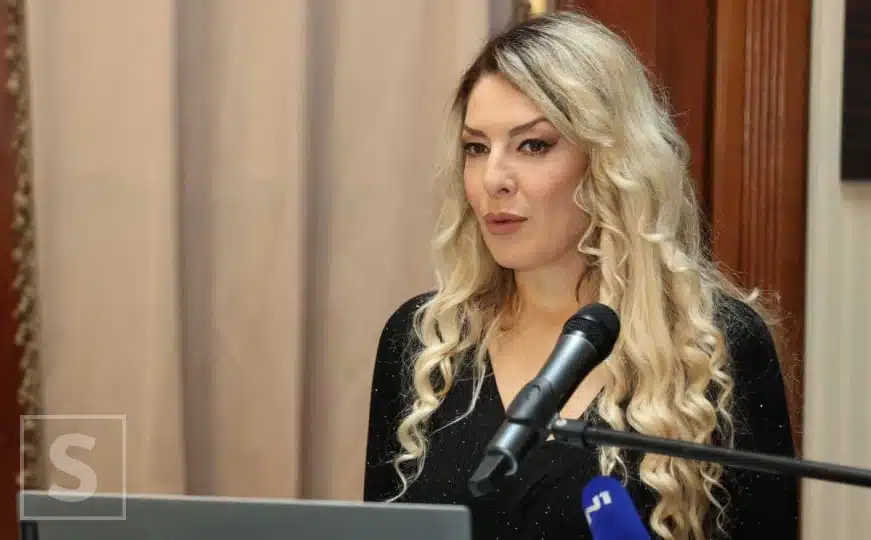 Adna Mesihović zvanično razriješena s mjesta ministrice za nauku, visoko