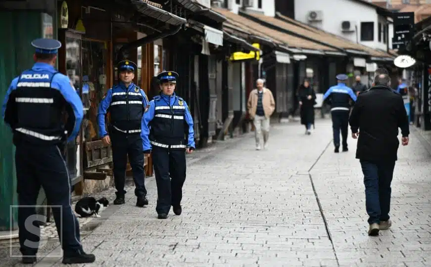 Brojni policijski službenici na ulicama Sarajeva uoči posljednjeg ispraćaja Halida