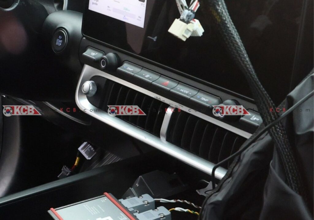 Hyundai Ioniq 3 - prikaz interijera 3 4